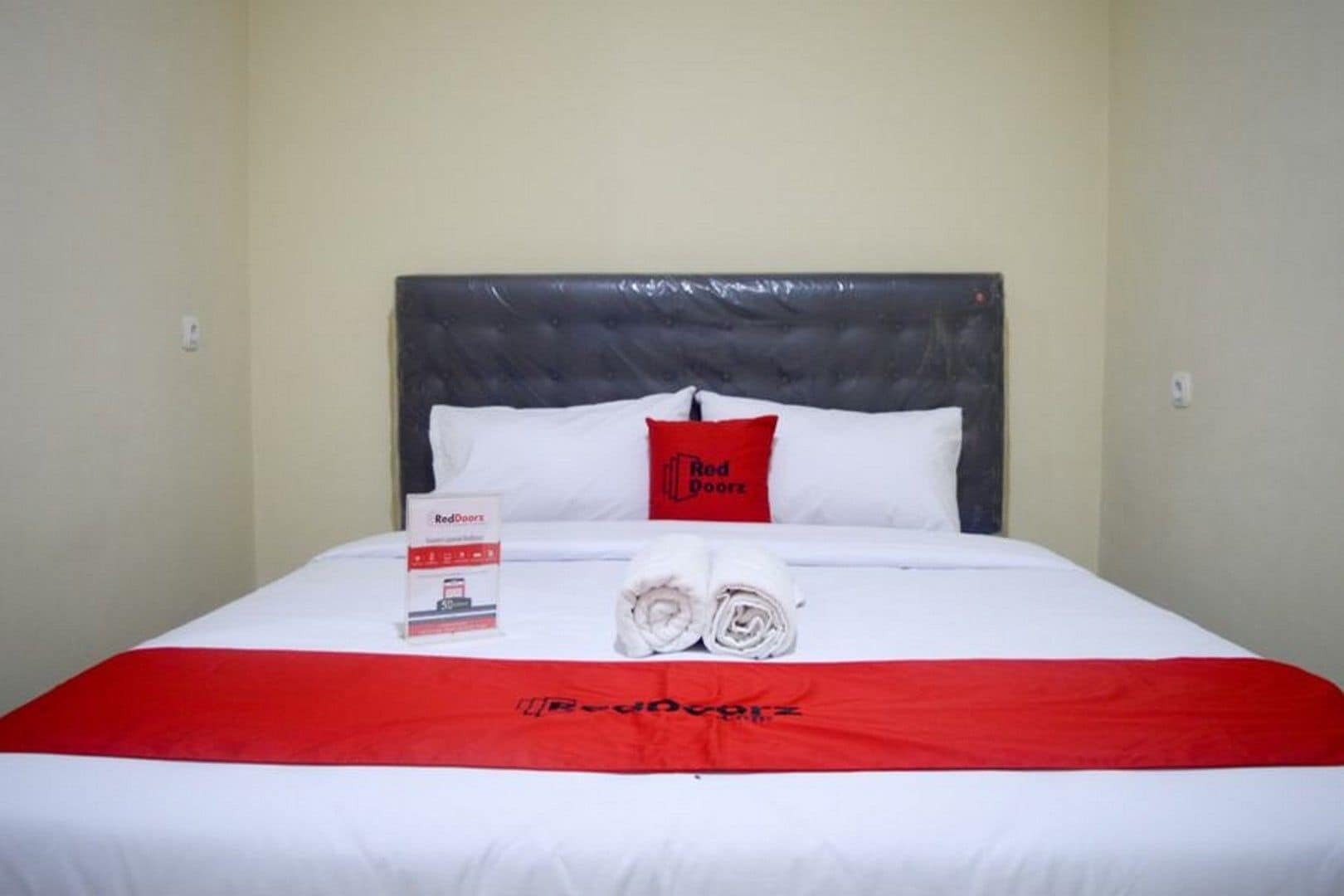 Reddoorz Near Sam Poo Kong 2 Hotel Semarang Exterior foto